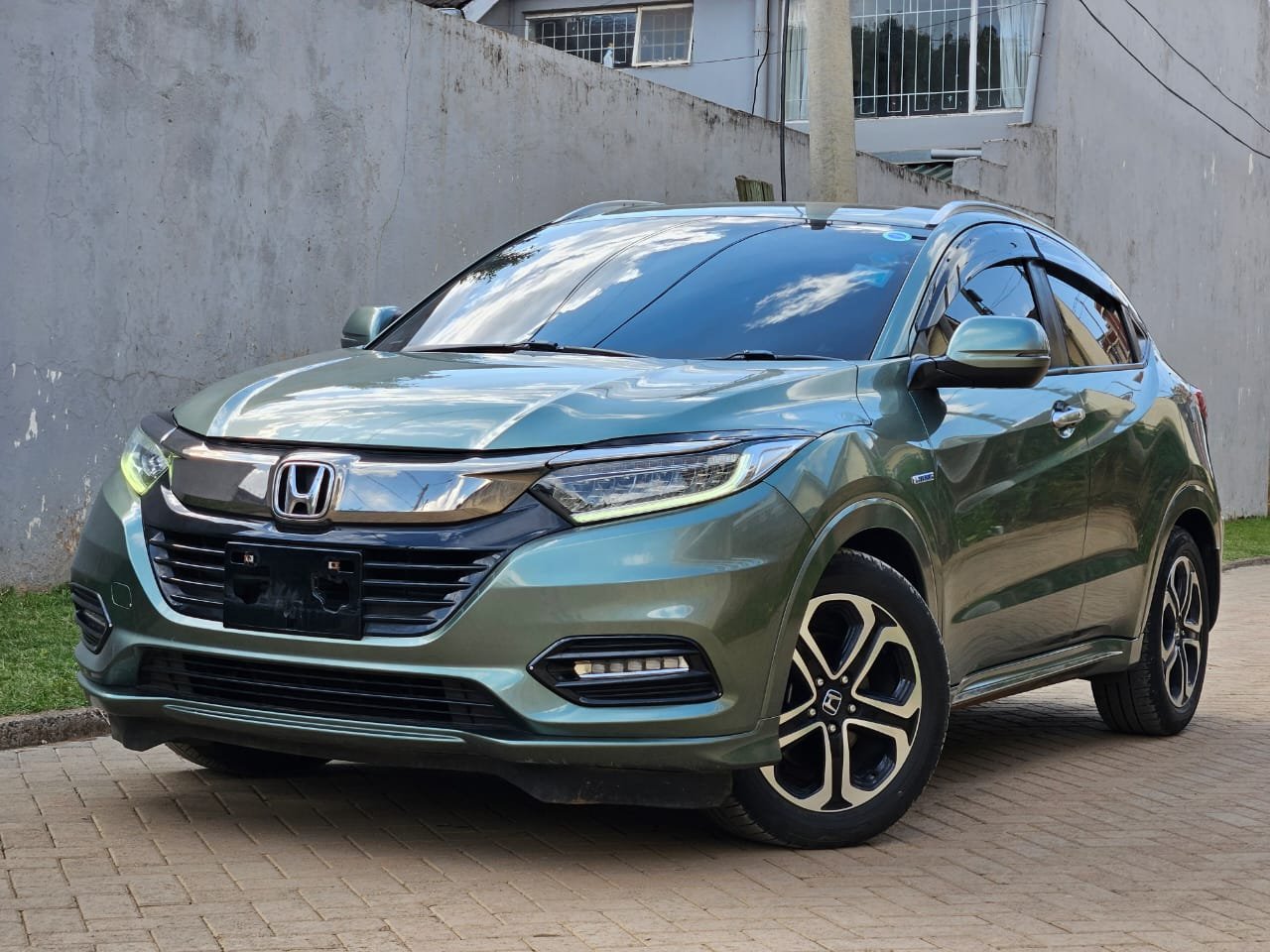 Honda Vezel image 2